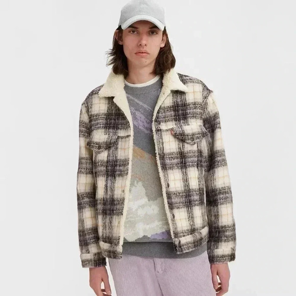 Levi's® Premium VINTAGE RELAXED FIT SHERPA TRUCKER JACKET - Picture 2 of 11